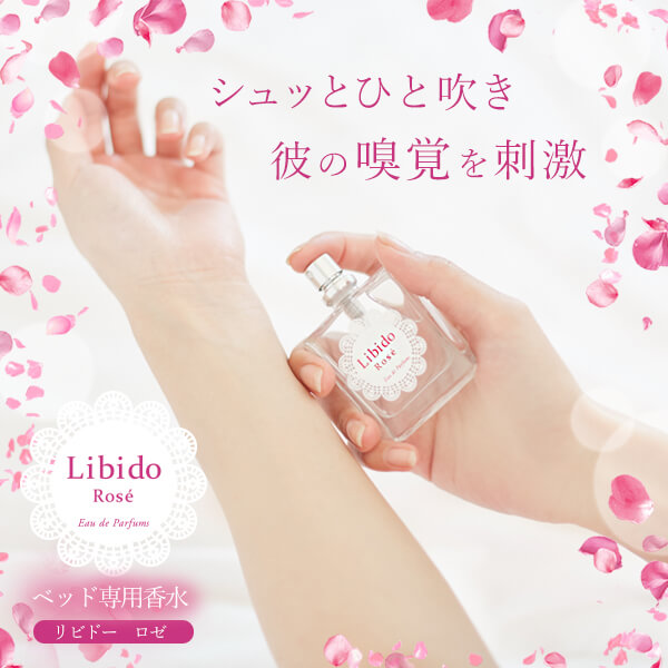商品を手に出すイメージ画像