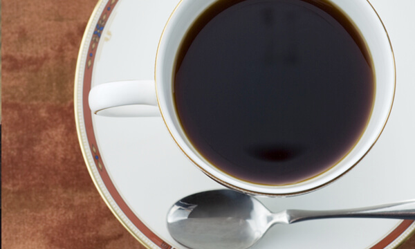 ラブコスメについて話しながら飲むコーヒー