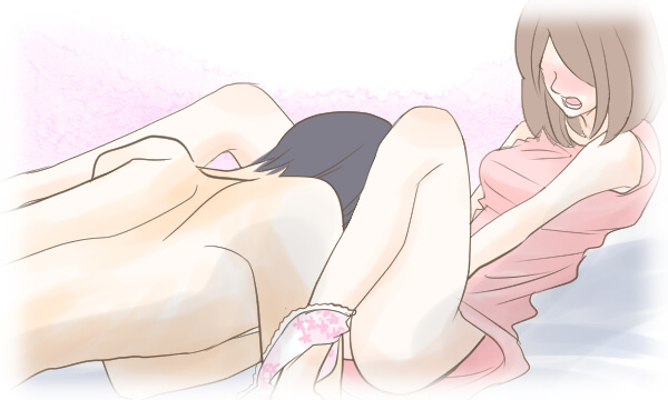 女性の股に顔をうずめて舐める男性